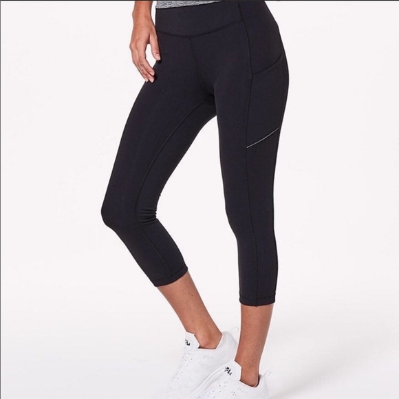 lululemon athletica Pants - Lululemon Speed Tight size 4